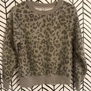 Gray sweatshirt